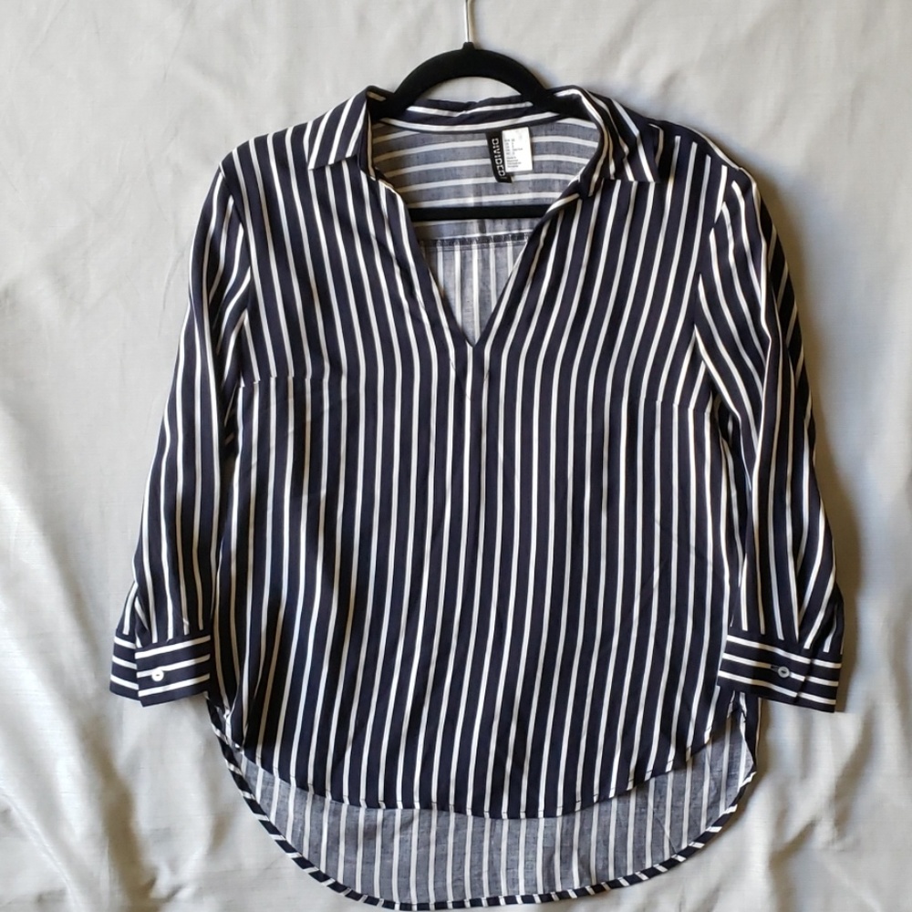 DIVIDED H&M Striped Blouse